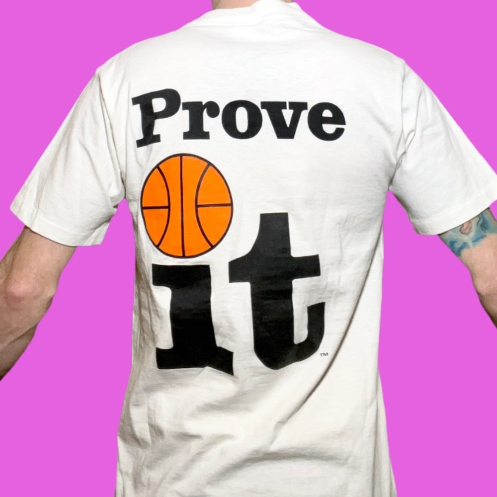 Vintage Unique 80s Single Stitch Basketball Tee
